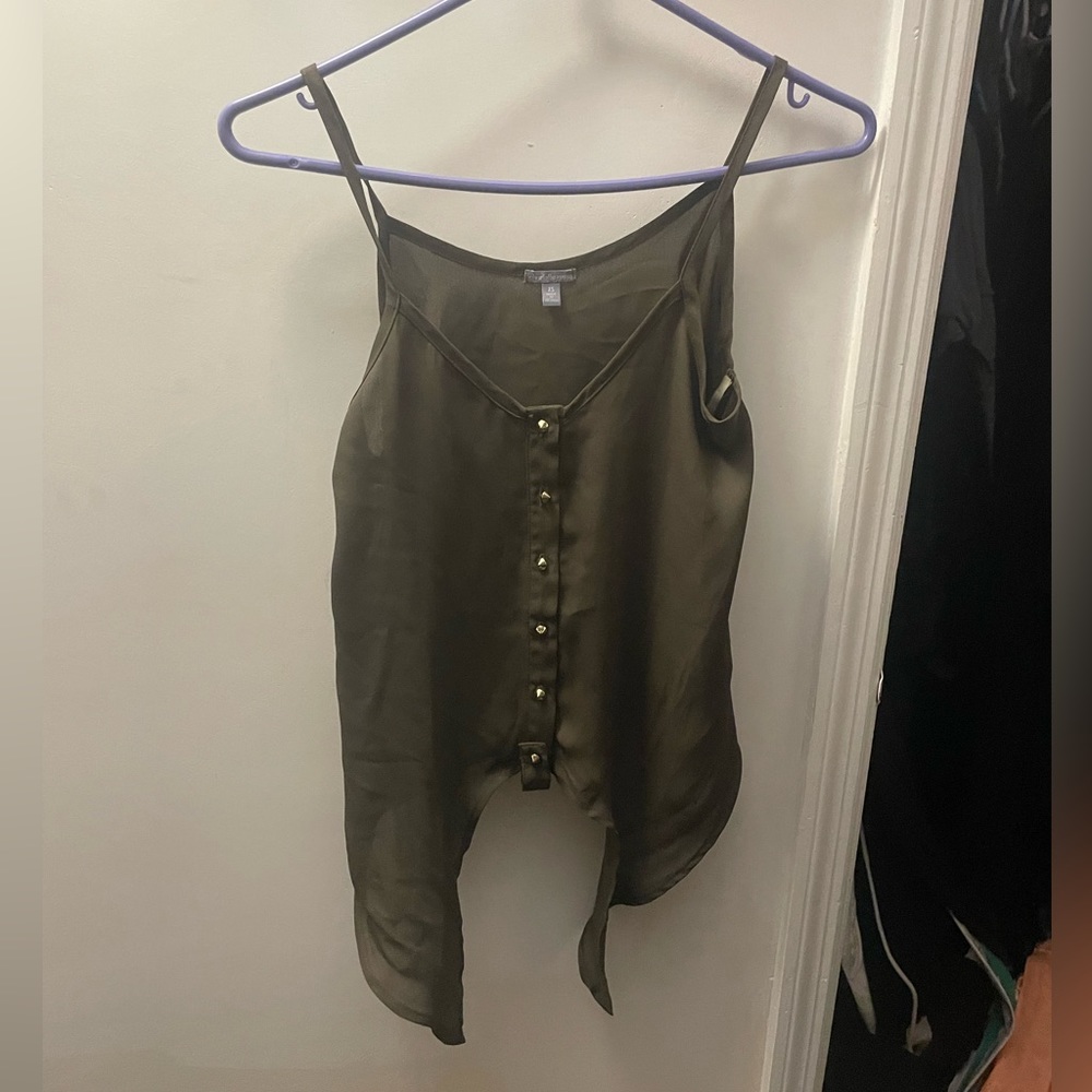 NWOT Olive green tie front cami XS
